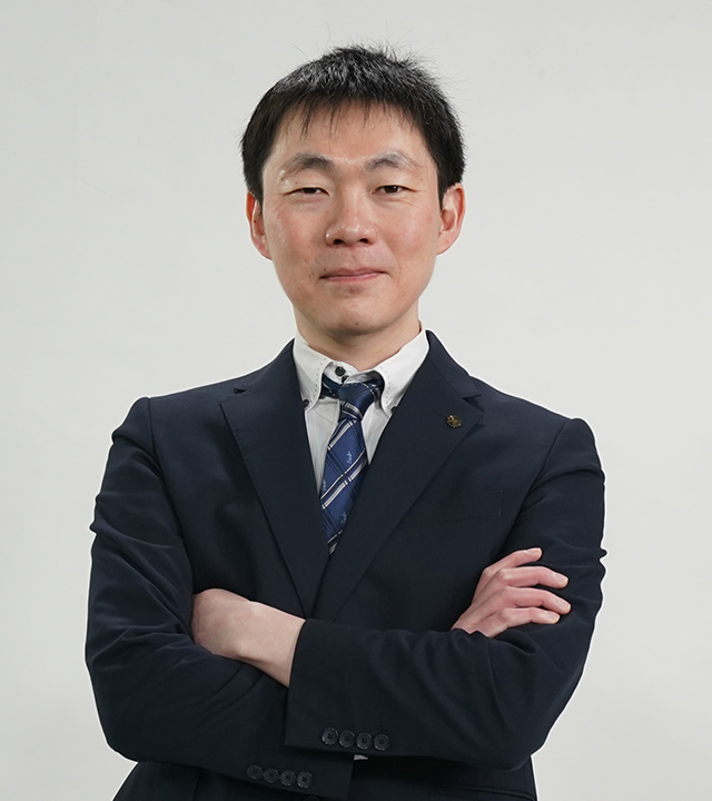 講師　森川健太